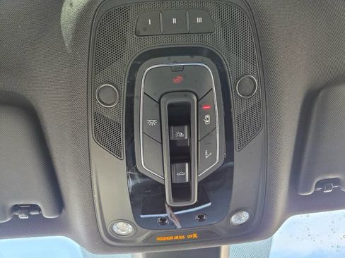 Used 2018 Audi SQ5 Premium Plus w/ Navigation Package image 22