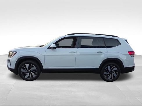 Used 2024 Volkswagen Atlas SE FWD image 6
