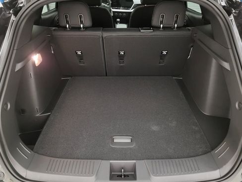 New 2026 Chevrolet Trax RS w/ Sunroof Package FWD image 23