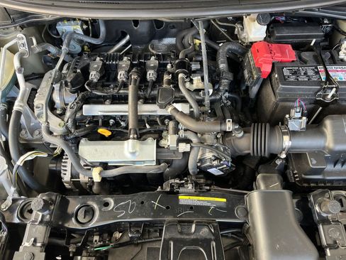 Used 2025 Nissan Versa SV image 32