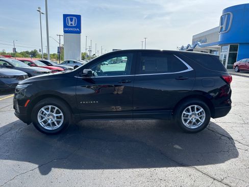 Used 2022 Chevrolet Equinox LT AWD/4WD image 1