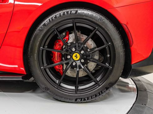 Certified 2019 Ferrari 812 Superfast RWD image 15