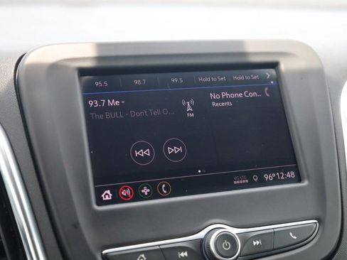 Used 2021 Chevrolet Equinox LS FWD image 13