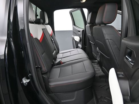 Used 2024 GMC Canyon AT4X image 15