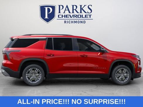 New 2026 Chevrolet Traverse LT w/ Driver Confidence Package FWD image 8