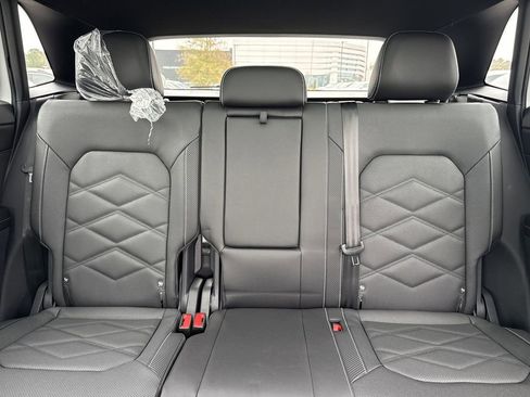 New 2026 Volkswagen Atlas Cross Sport SE image 31