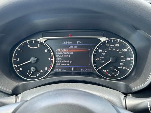 Used 2025 Nissan Altima 2.5 SV FWD image 29