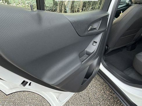 New 2026 Chevrolet Equinox LT w/ Safety and Technology Package FWD image 17