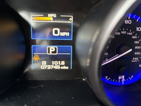 Used 2017 Subaru Outback 2.5i Premium image 18