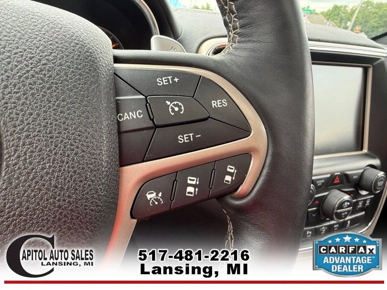 Used 2015 Jeep Grand Cherokee Overland w/ Advanced Technology Group AWD/4WD image 21
