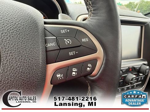 Used 2015 Jeep Grand Cherokee Overland w/ Advanced Technology Group AWD/4WD image 21