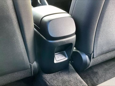 Used 2025 Hyundai Elantra Sport image 33