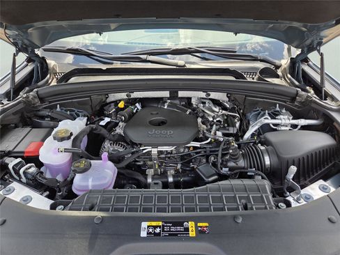 New 2026 Jeep Grand Cherokee L Limited image 34