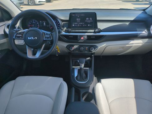 Certified 2023 Kia Forte LXS w/ LXS Technology Package FWD image 24