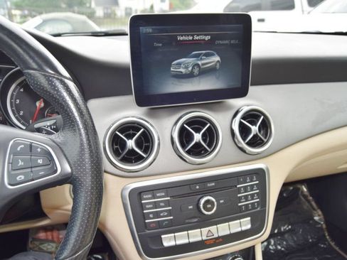 Used 2018 Mercedes-Benz GLA 250 image 27