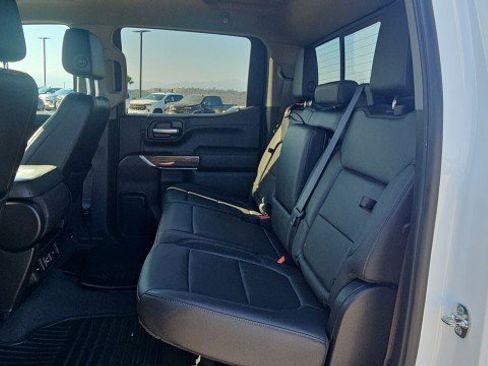 Used 2021 Chevrolet Silverado 1500 LT AWD/4WD image 24