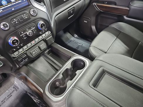 Used 2022 GMC Sierra 1500 SLT w/ SLT Premium Plus Package image 26