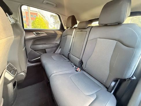 Used 2025 Kia Sportage LX image 27