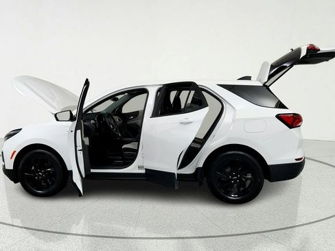 Used 2024 Chevrolet Equinox LS w/ LS Convenience Package FWD image 10