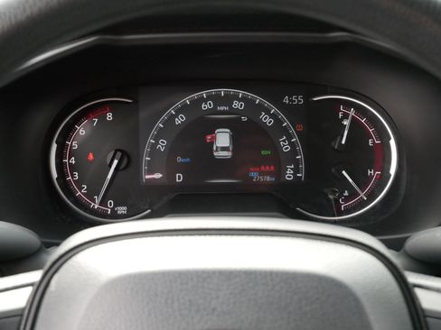 Certified 2025 Toyota RAV4 XLE image 21