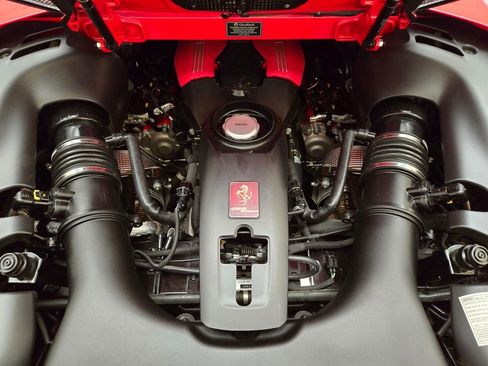 Used 2017 Ferrari 488 Spider RWD image 18