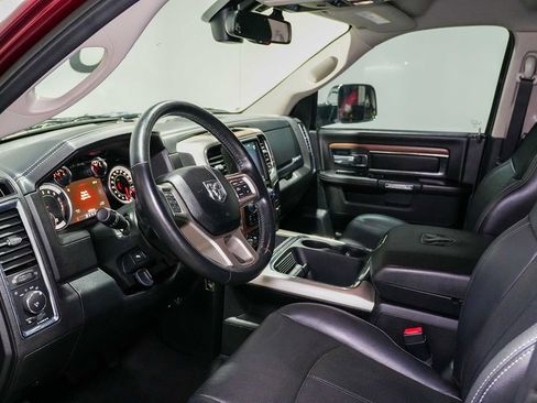 Used 2018 RAM 1500 Laramie AWD/4WD image 14
