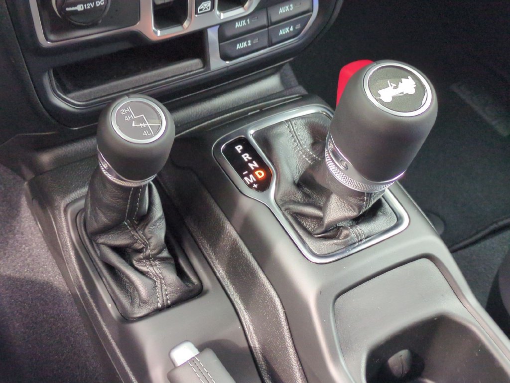 New 2027 Jeep Wrangler Unlimited Sahara AWD/4WD image 25
