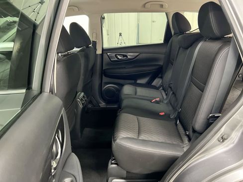 Used 2020 Nissan Rogue SV AWD/4WD image 22
