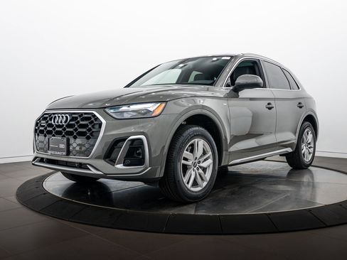 Certified 2023 Audi Q5 2.0T Premium w/ Convenience Package AWD/4WD image 7