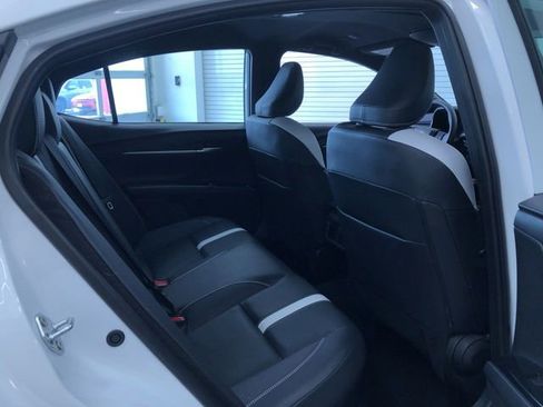 Used 2025 Toyota Camry SE image 22