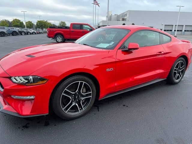Used 2019 Ford Mustang GT RWD image 8