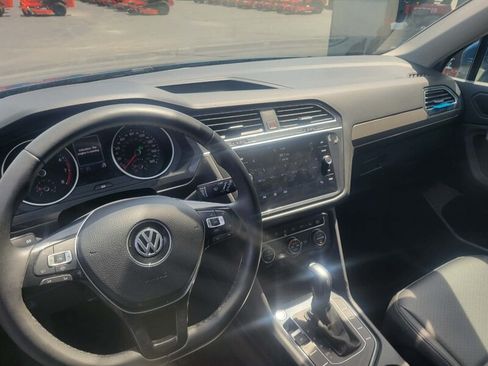 Used 2020 Volkswagen Tiguan S FWD image 21