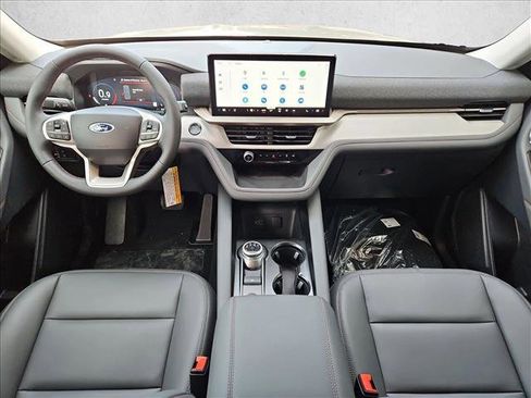 New 2026 Ford Explorer Active w/ Active Comfort Package image 15
