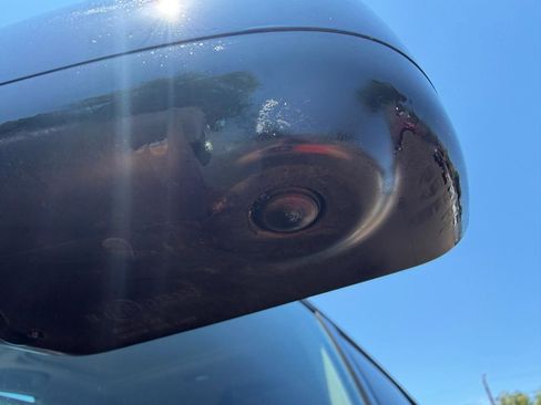 Used 2012 Nissan Rogue SL FWD image 11
