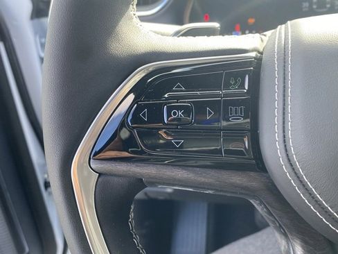 New 2025 Jeep Grand Cherokee L Overland w/ Trailer Tow Package image 17