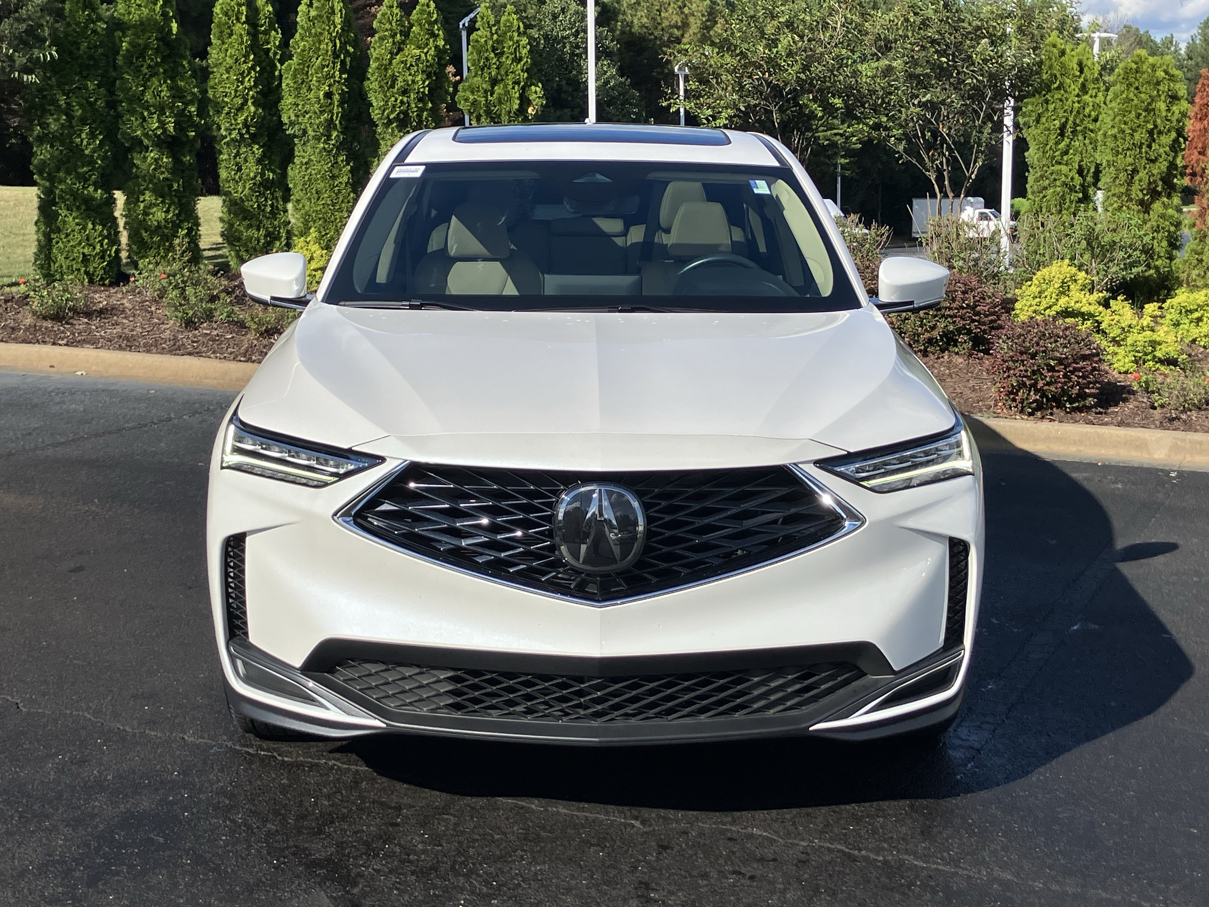 Used 2025 Acura MDX FWD image 3