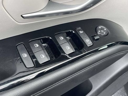 Used 2022 Hyundai Tucson SEL w/ Convenience + Premium Package FWD image 17