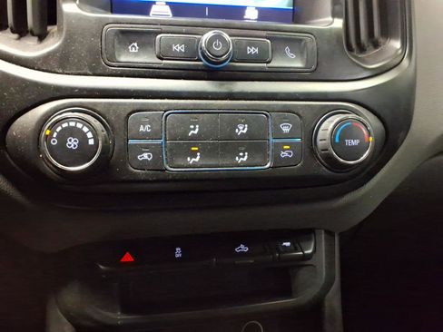 Used 2022 Chevrolet Colorado W/T image 12