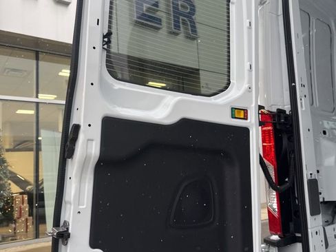 New 2026 Ford Transit 250 148 High Roof RWD image 31