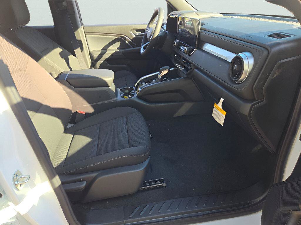 New 2026 Chevrolet Colorado LT w/ Advanced Trailering Package AWD/4WD image 7