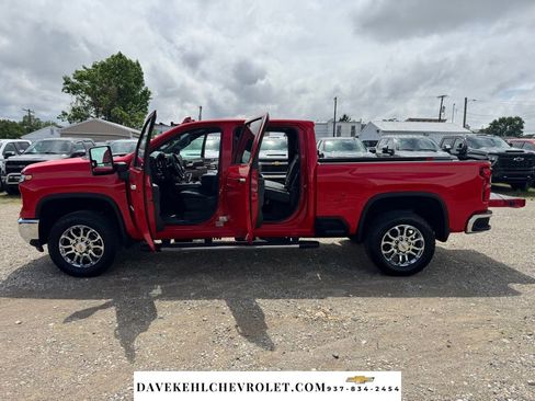 Used 2024 Chevrolet Silverado 2500 LTZ w/ LTZ Premium Package AWD/4WD image 31