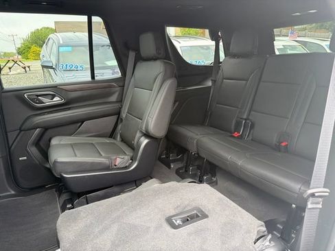 Used 2023 Chevrolet Tahoe Z71 w/ Z71 Off-Road Package AWD/4WD image 21