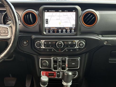 Used 2021 Jeep Gladiator Mojave image 12