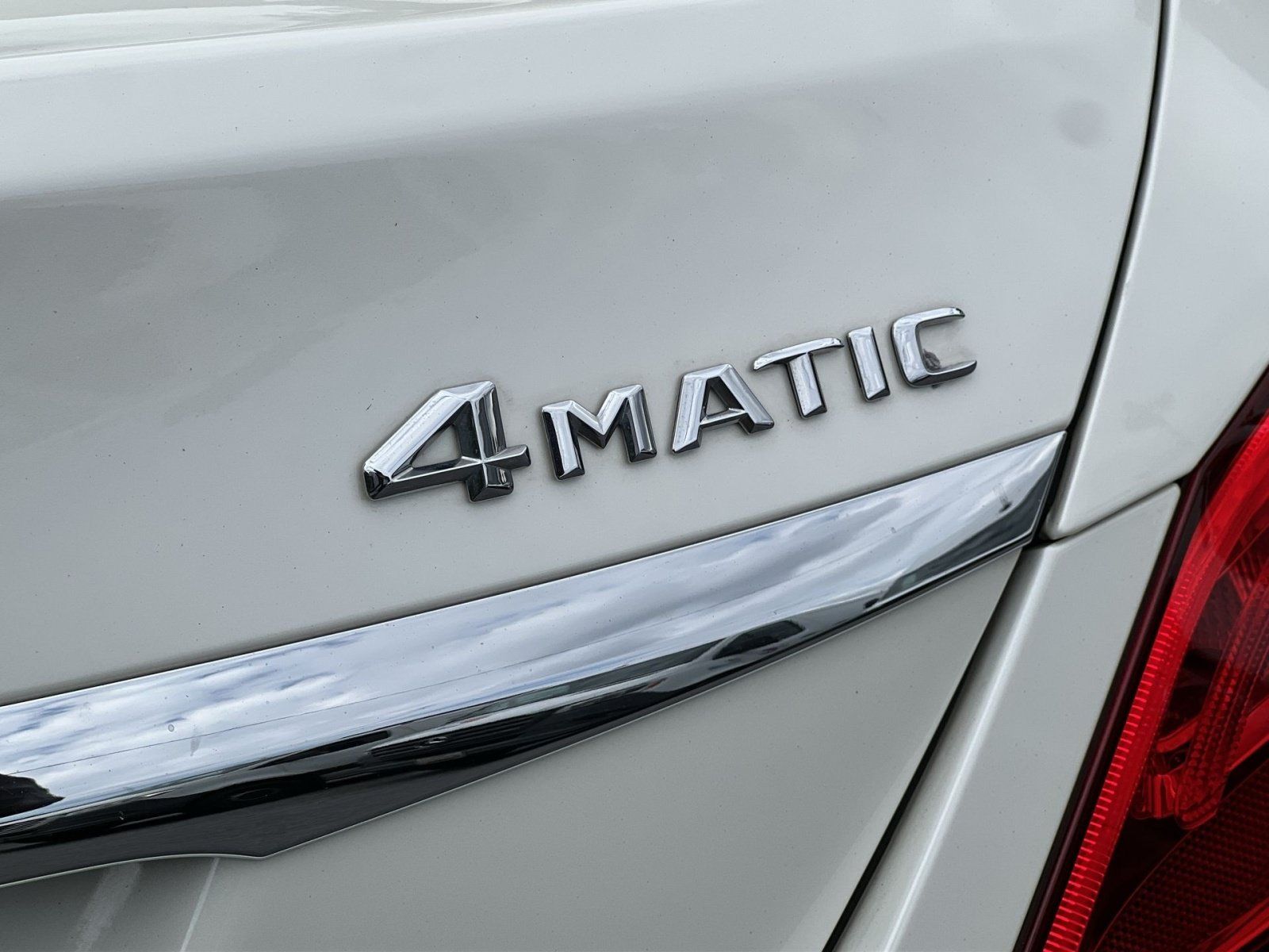 Used 2016 Mercedes-Benz C 300 4MATIC Sedan image 33