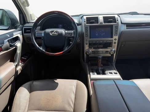 Used 2016 Lexus GX 460 w/ Premium Package AWD/4WD image 11