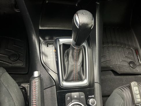 Used 2015 MAZDA MAZDA3 i Touring image 20