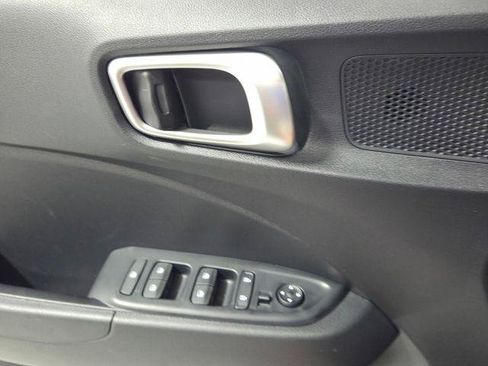 New 2026 Hyundai Venue SE FWD image 27