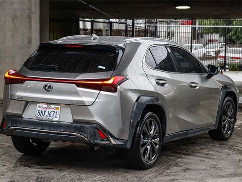 Used 2019 Lexus UX 200 F Sport image 4