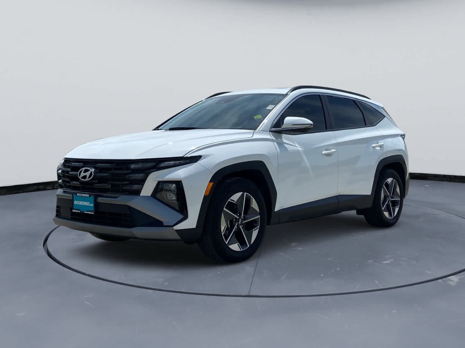 Used 2025 Hyundai Tucson SEL FWD image 2
