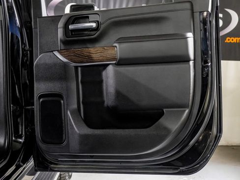 Used 2023 GMC Sierra 3500 Denali w/ Denali Ultimate Package AWD/4WD image 39